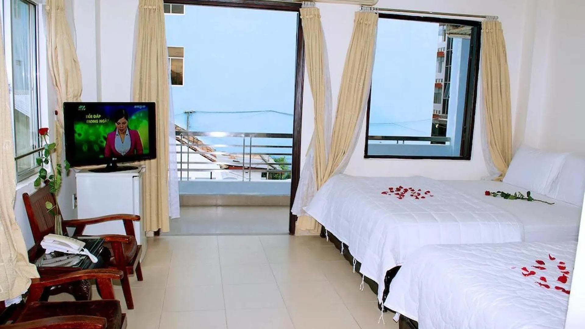 Ht3 Hotel Nha Trang 2*,